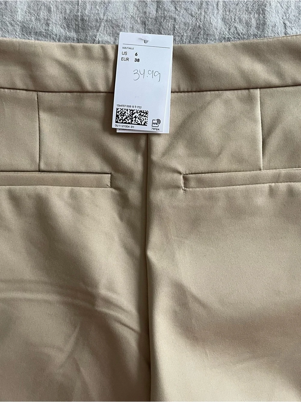 H&M Wide-Leg Trousers in Beige